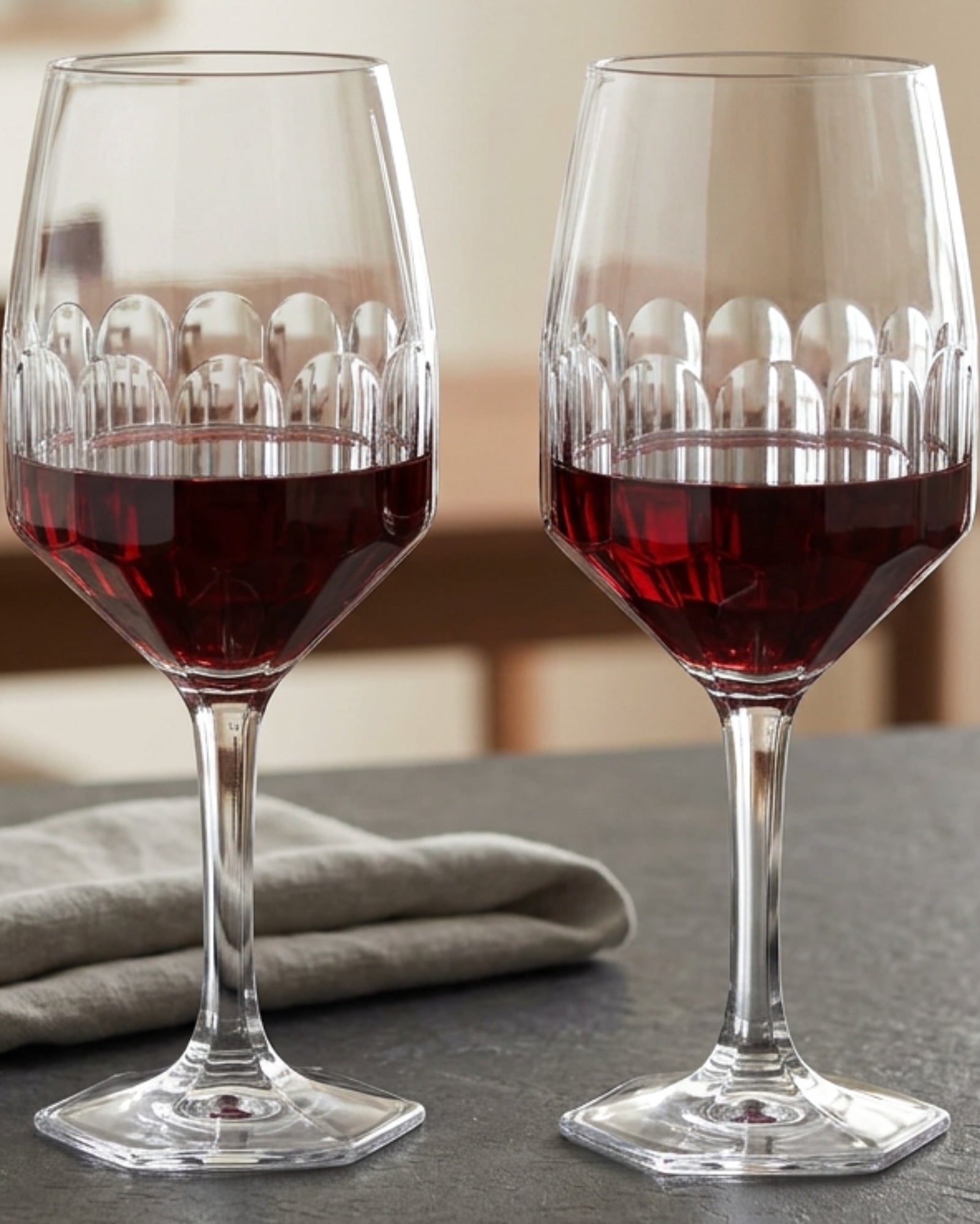 Xplvc Prismelle Faceted Crystal Wine Glasses 17 oz Clear Set of 2 - Lifestyle view